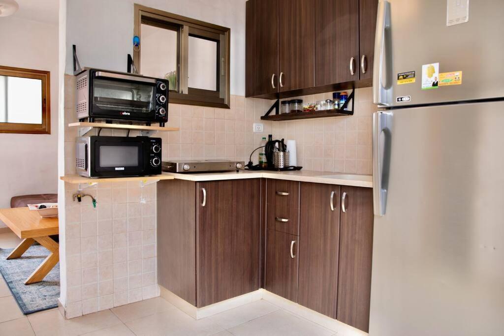 Homey Apartment Near The Beach ฮาเดรา ภายนอก รูปภาพ