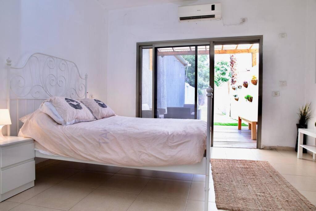 Homey Apartment Near The Beach ฮาเดรา ภายนอก รูปภาพ